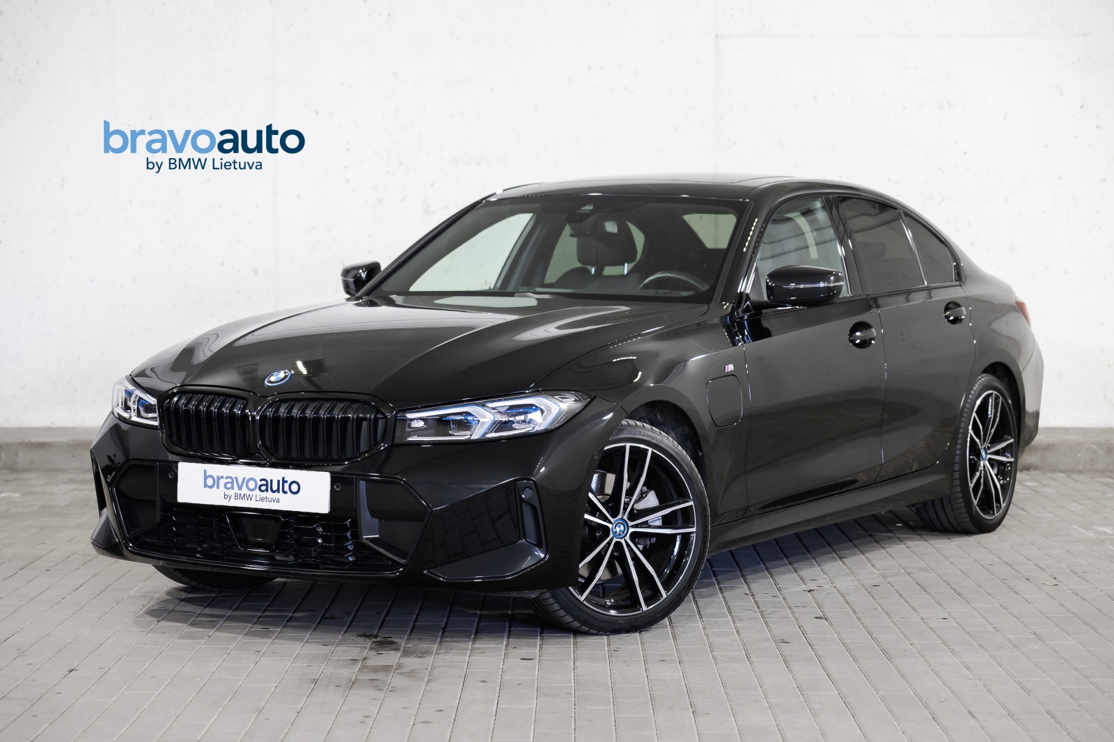 BMW 330 e xDrive