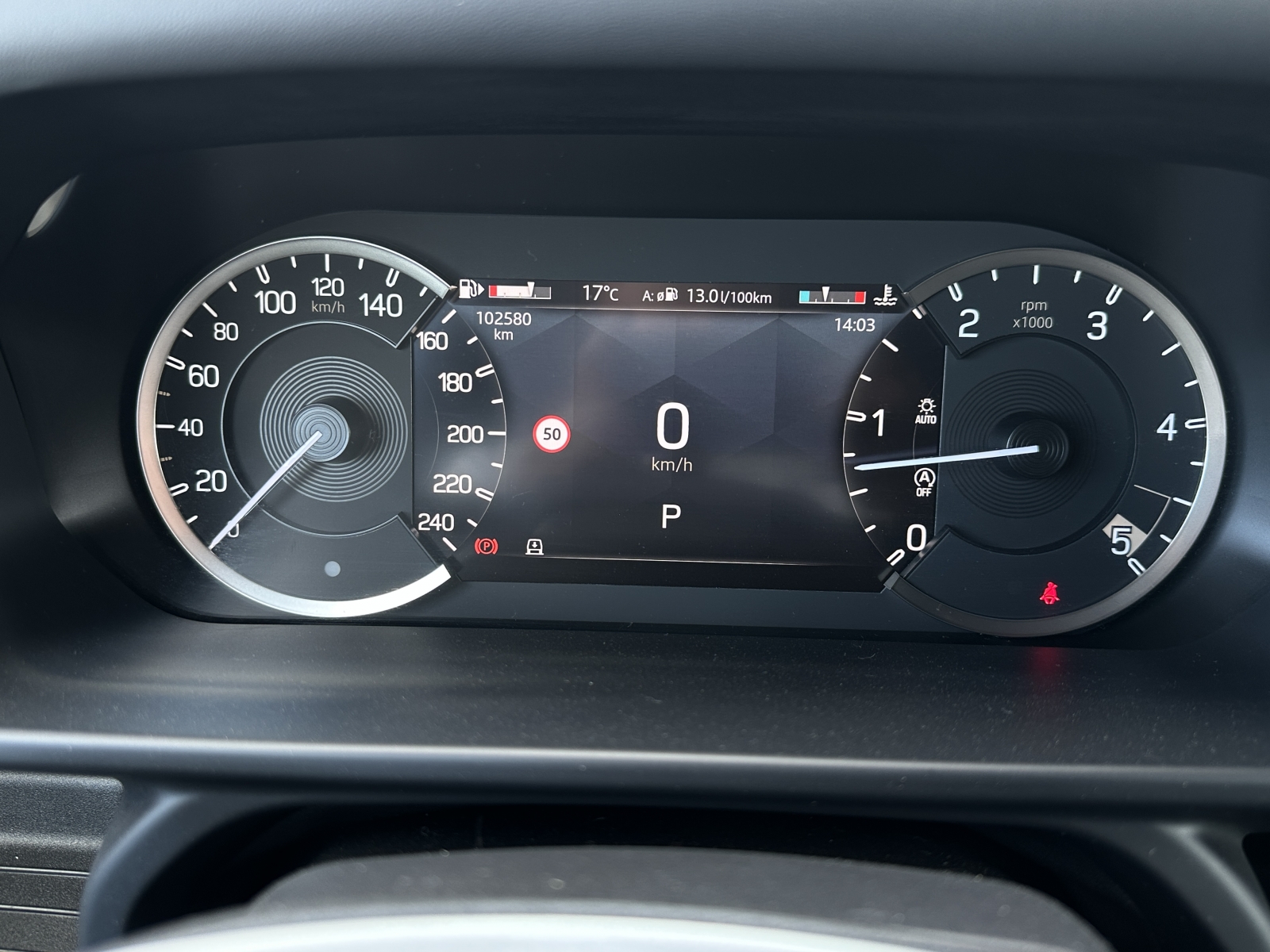 Land Rover Defender 110 D300 MHEV X-Dynamic SE