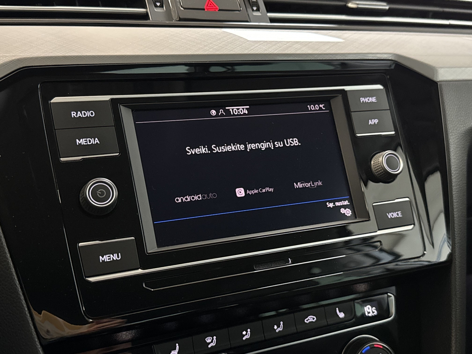 Volkswagen Passat (B8) Comfort Line 4D