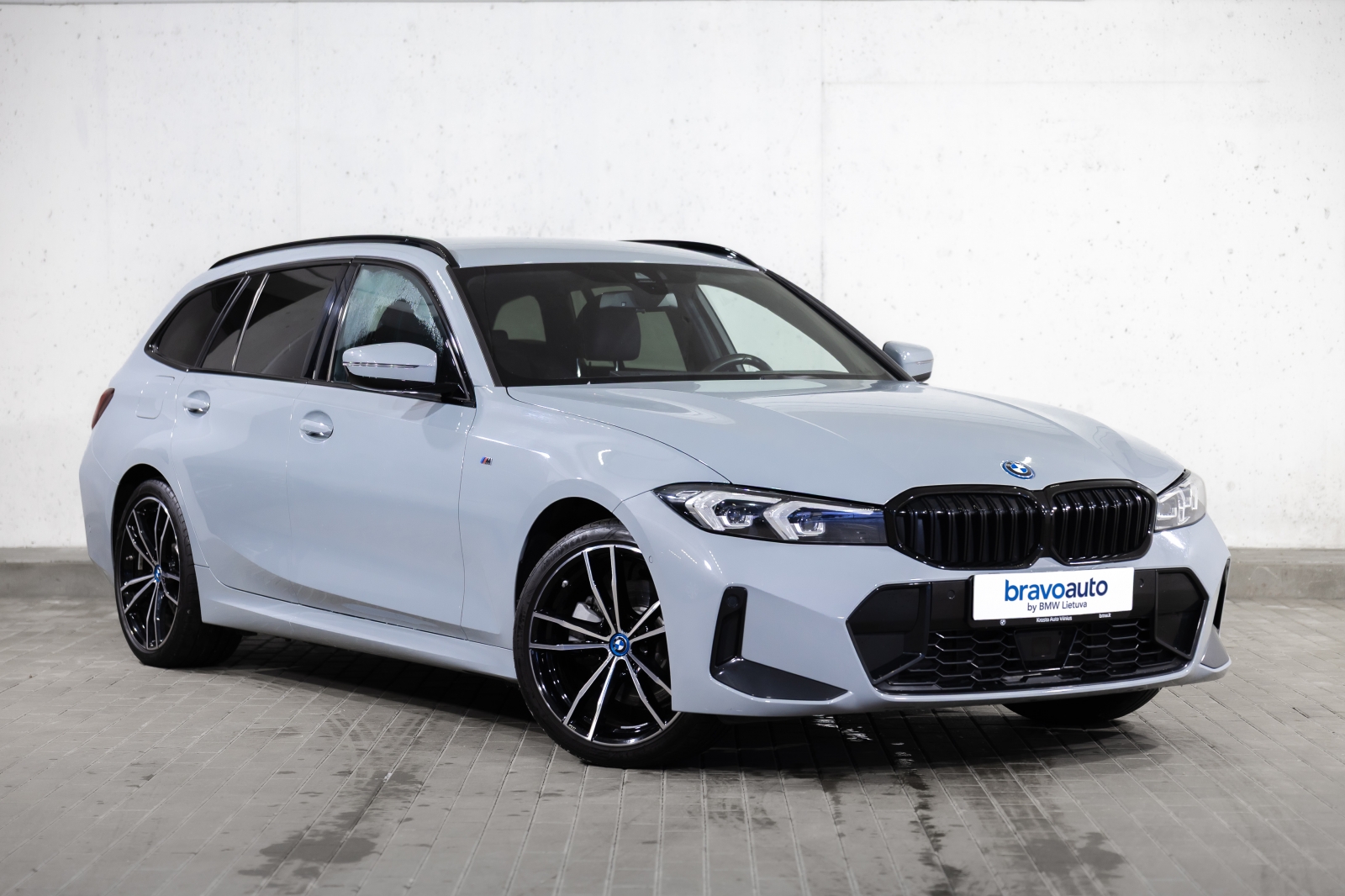BMW 330 e xDrive