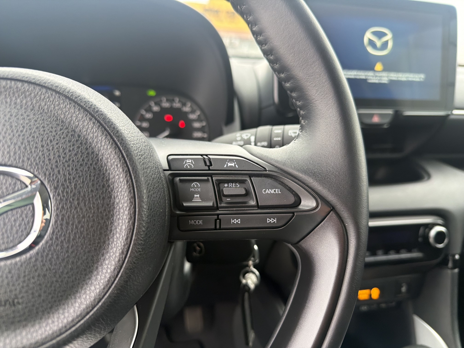Mazda 2 Centre-line