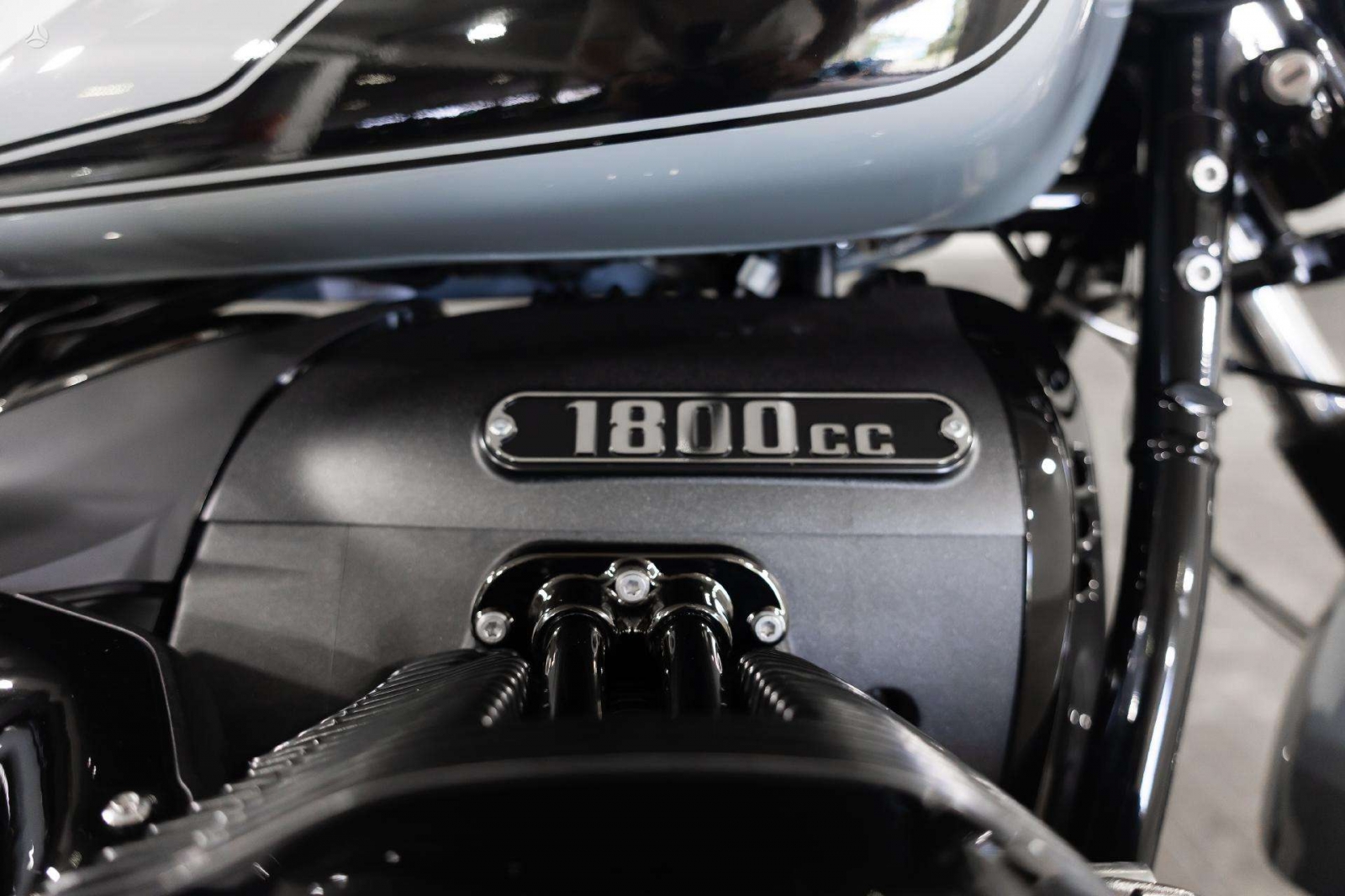BMW (moto) R 18