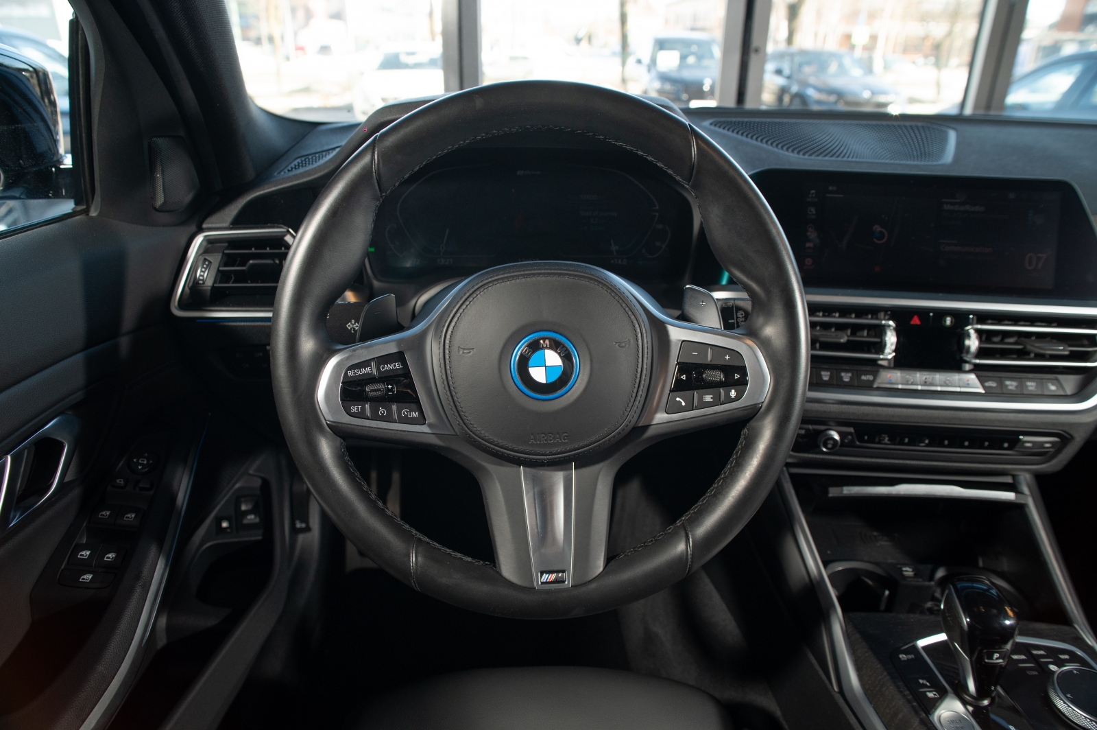 BMW 330 e