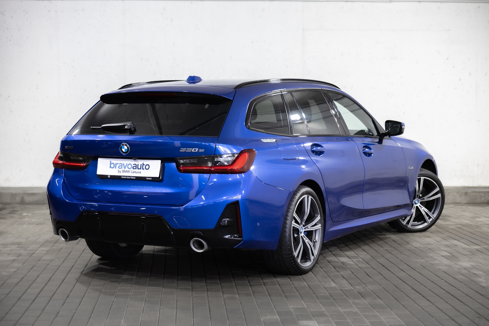 BMW 330 e xDrive