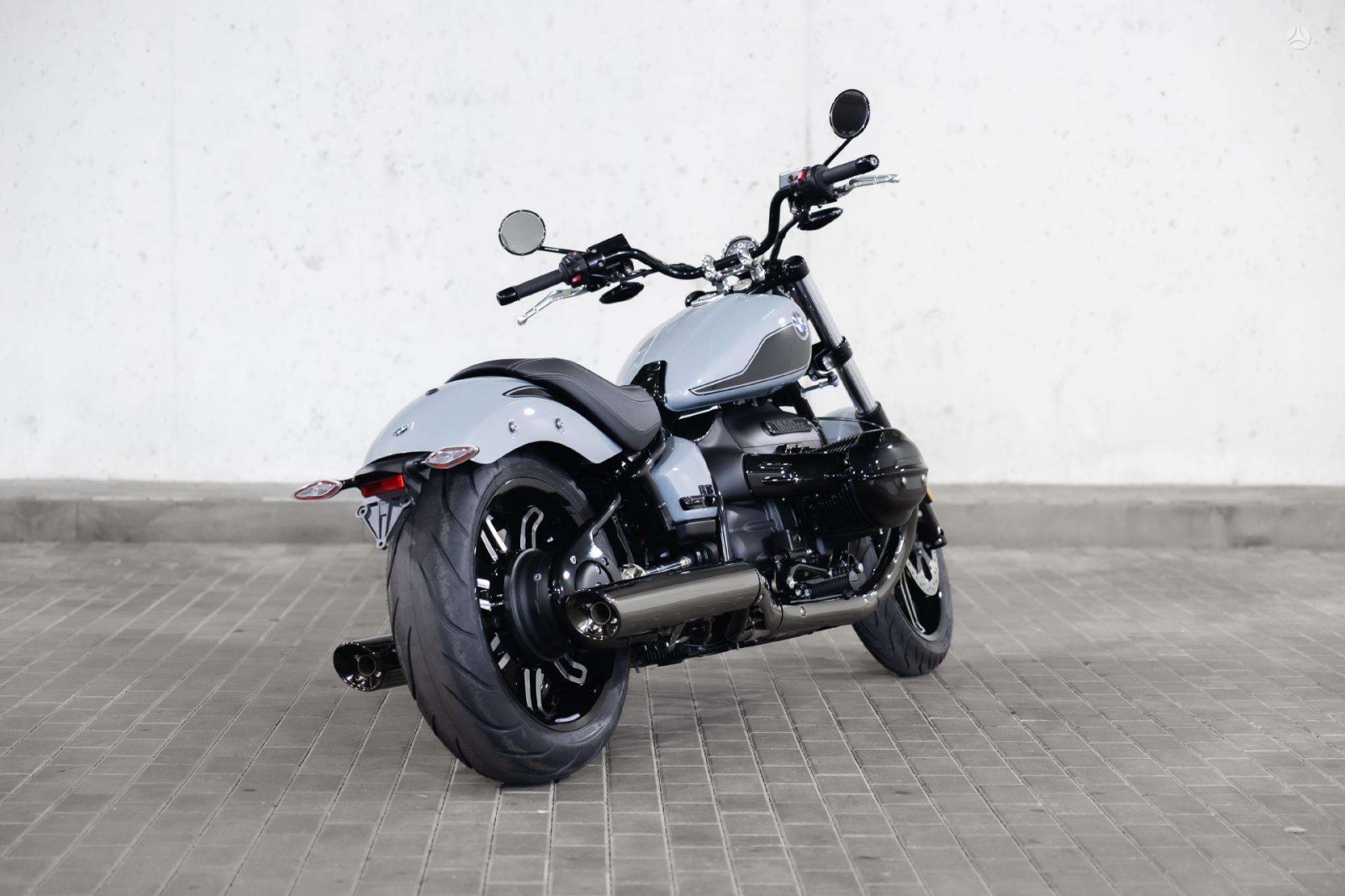 BMW (moto) R 18
