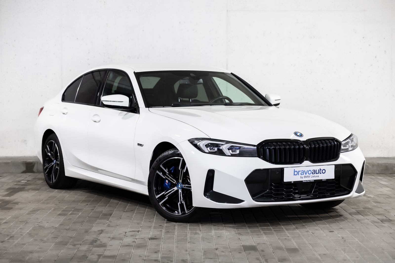 BMW 330 e xDrive