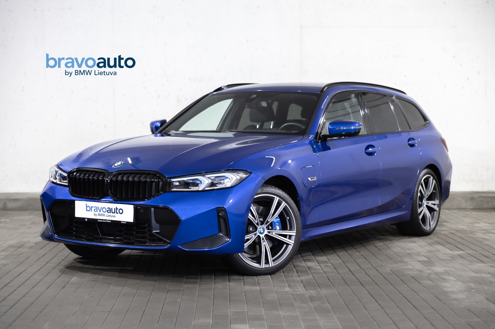BMW 330 e xDrive