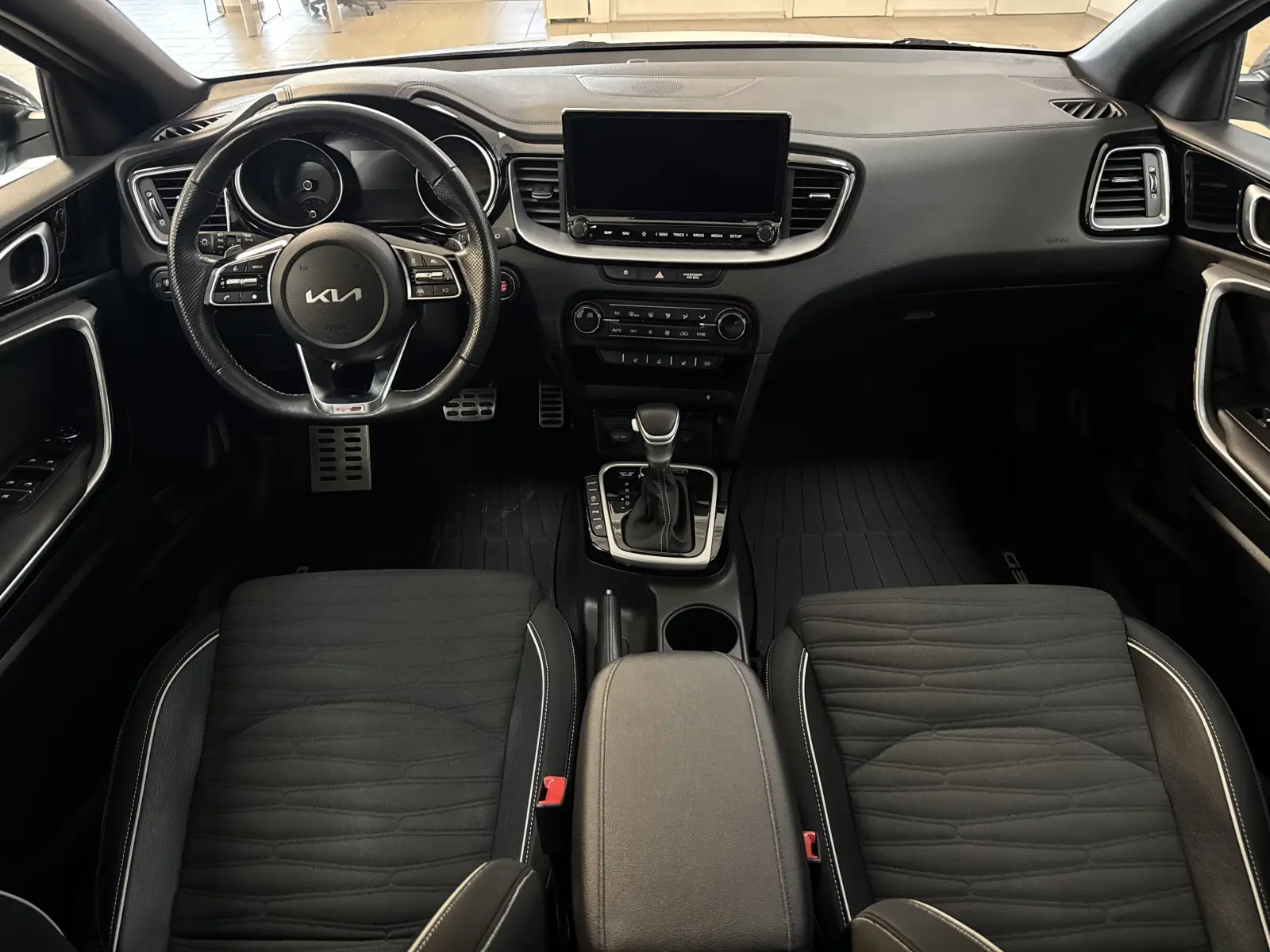 2e2561e5c451d1da7c994bac438277c469fb027035646.jpg
