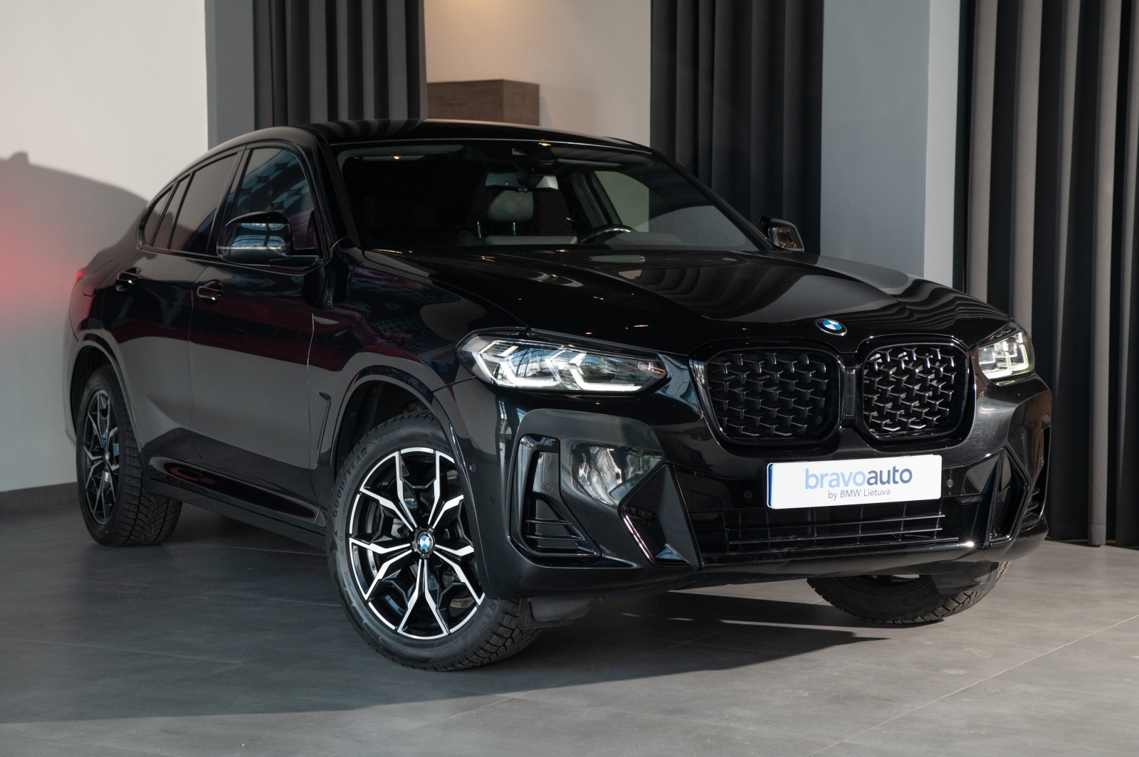 BMW X4 xDrive20i