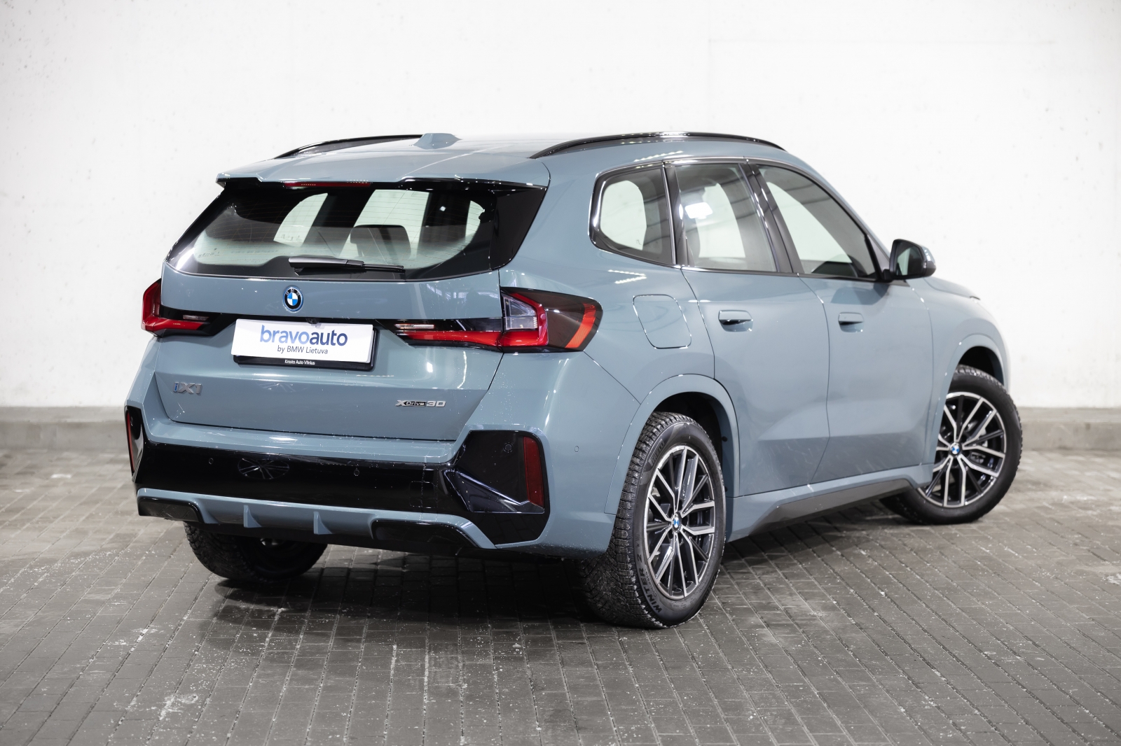 BMW iX1 xDrive30