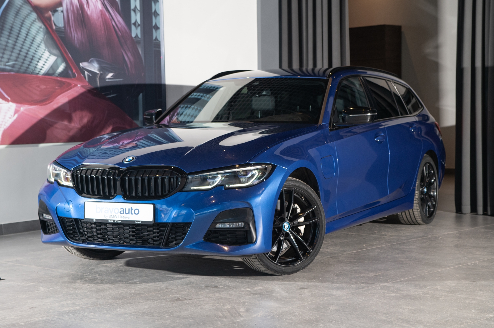 BMW 330 e