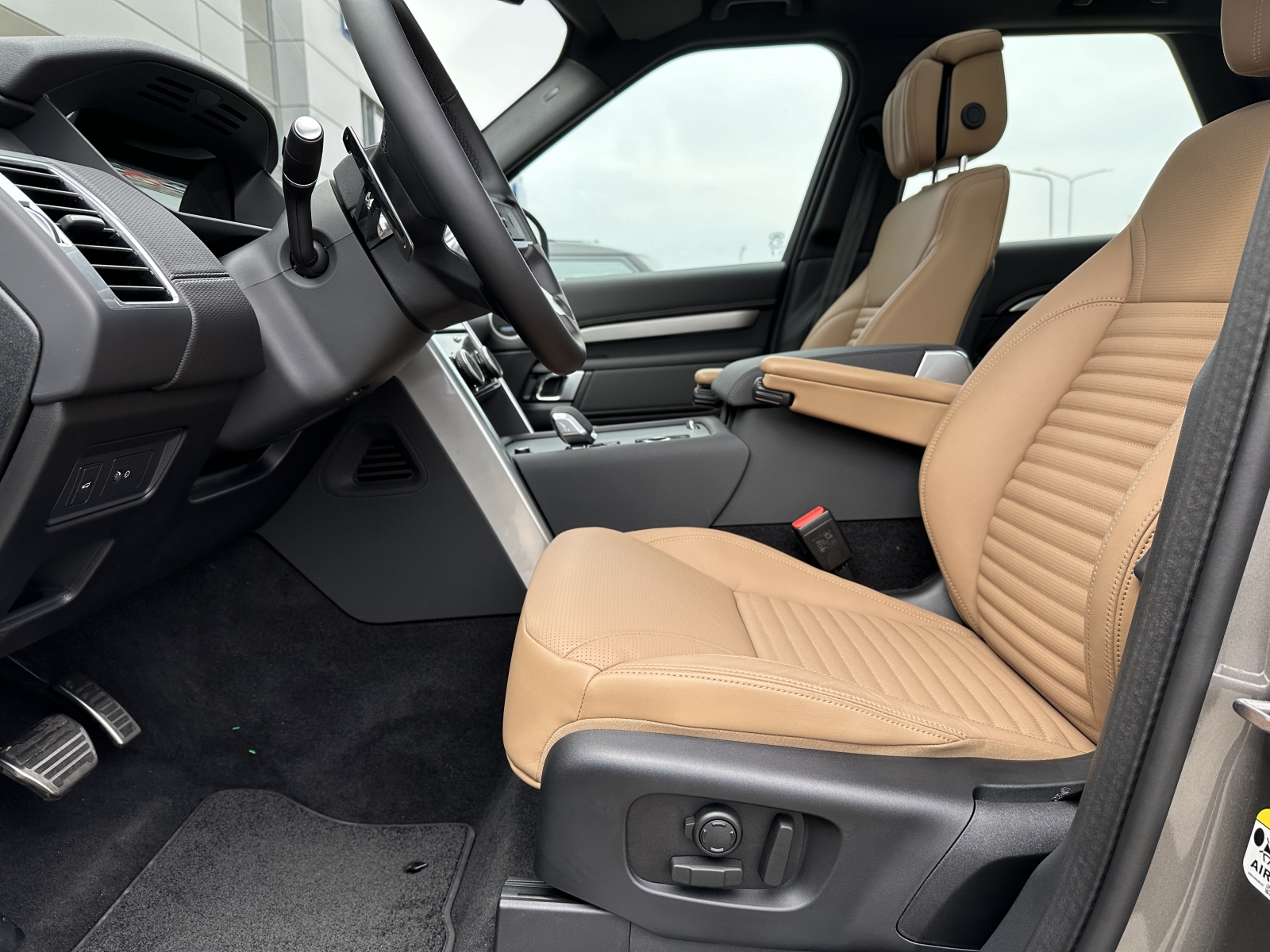 Land Rover Discovery Dynamic HSE MHEV D350