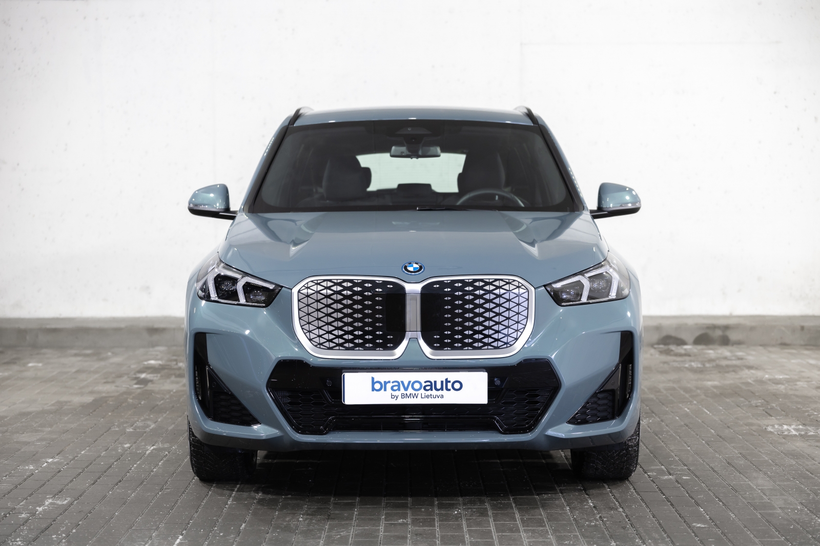 BMW iX1 xDrive30