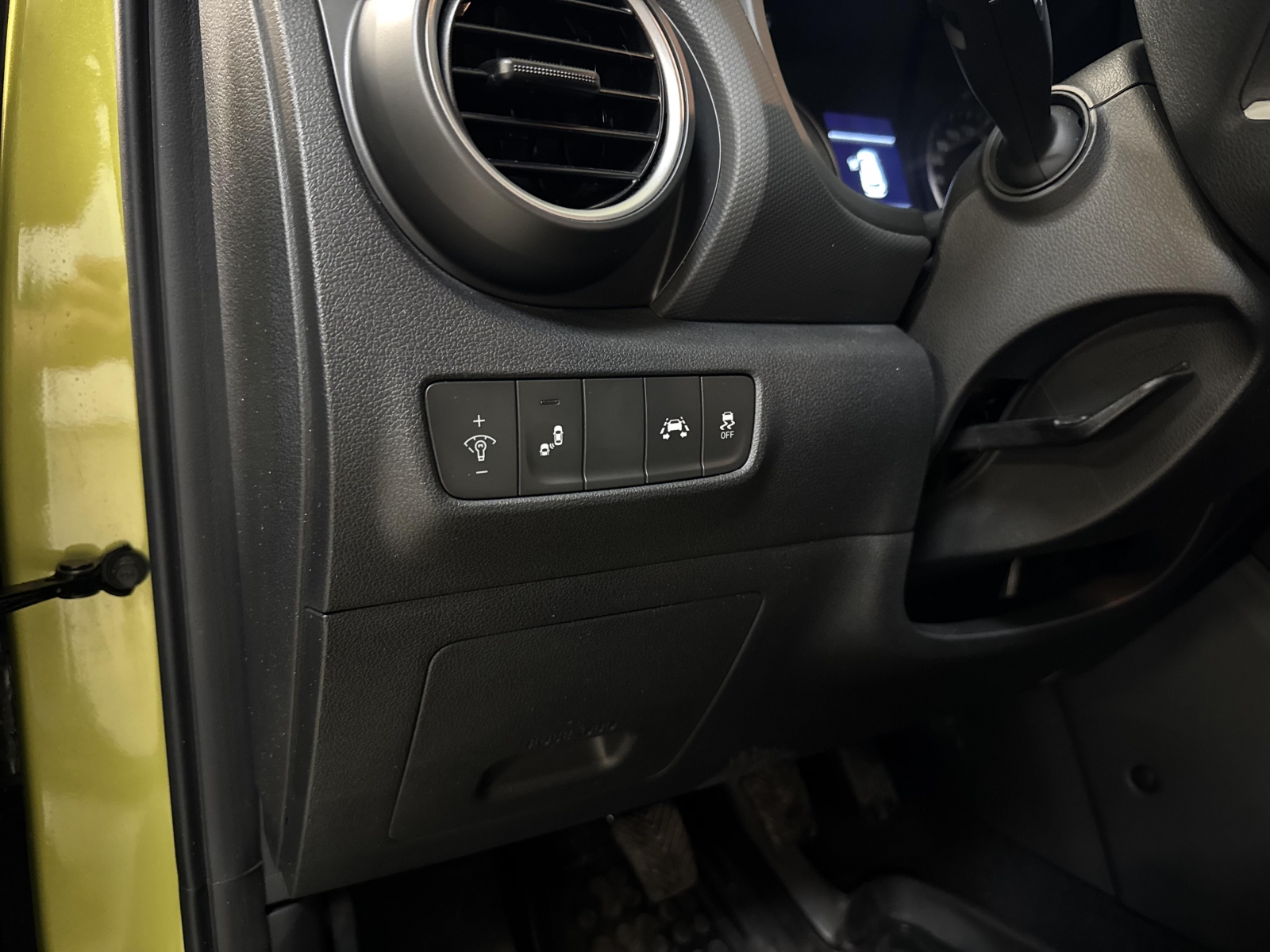 Hyundai Kona 2WD