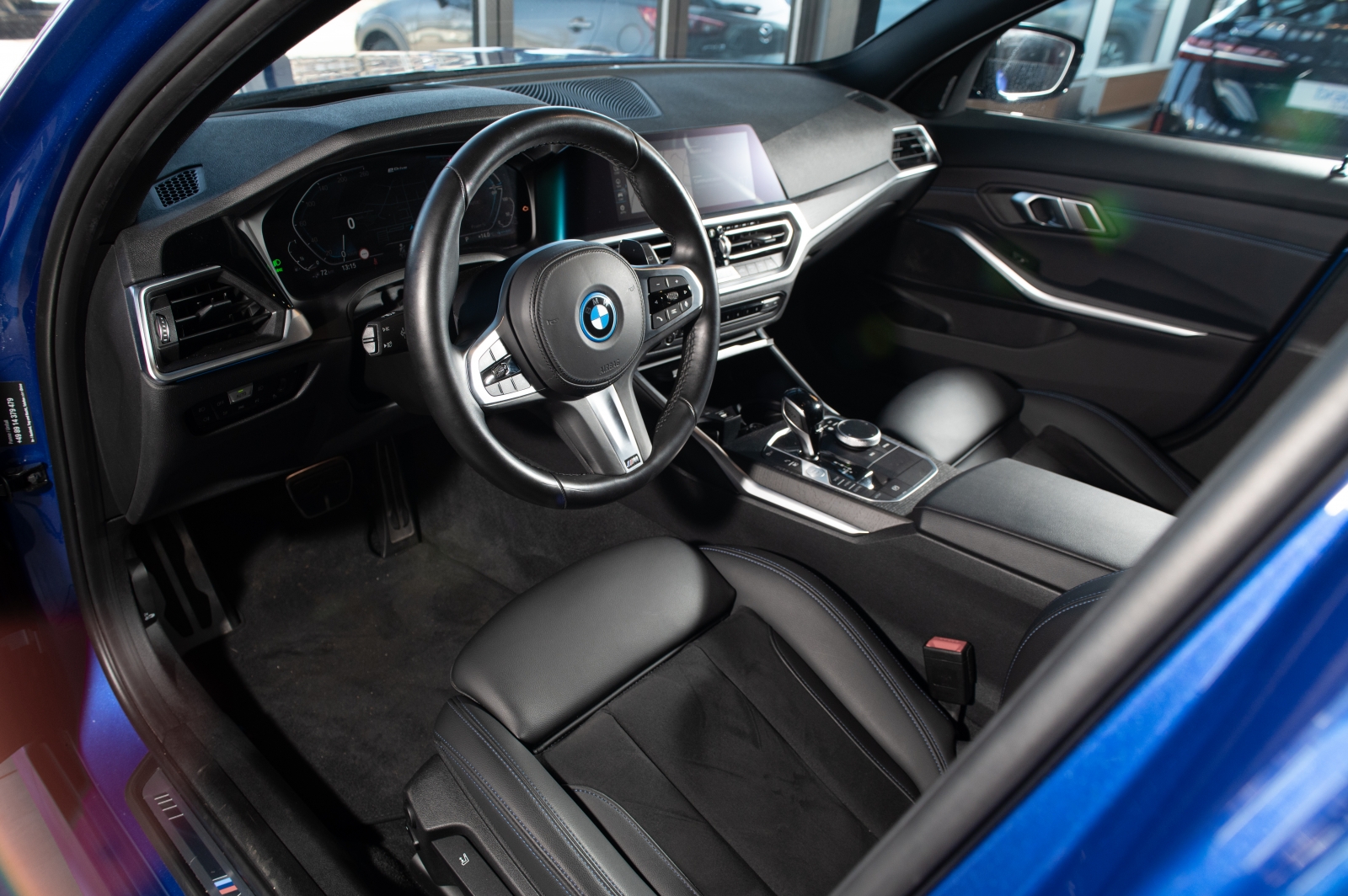 BMW 330 e