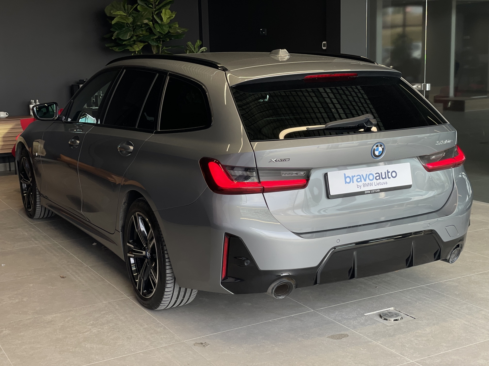 BMW 330 xDrive