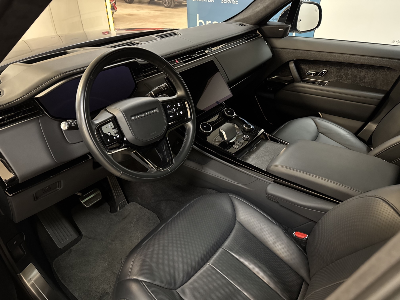 Land Rover Range Rover Sport First Edition