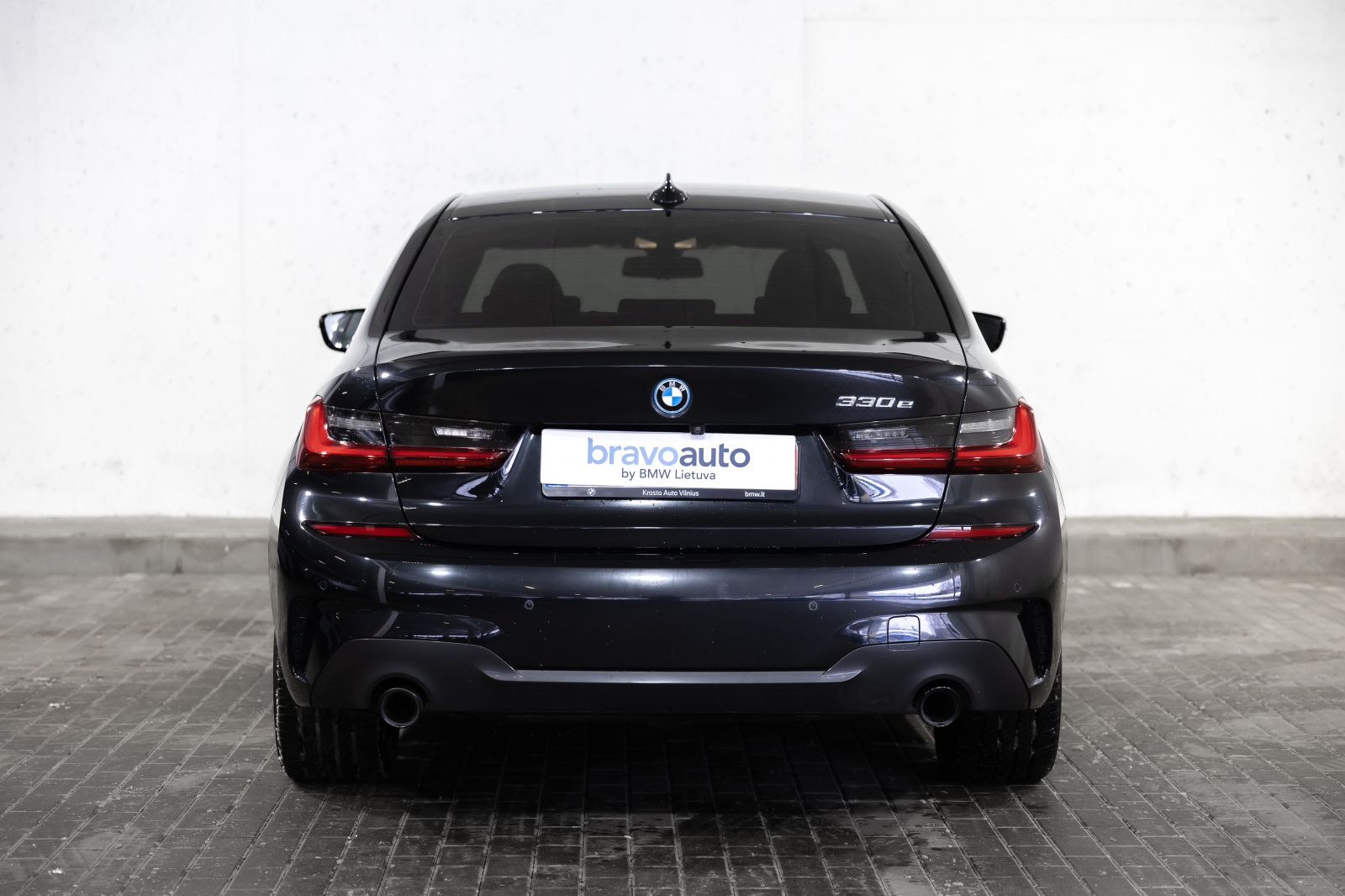 BMW 330 e