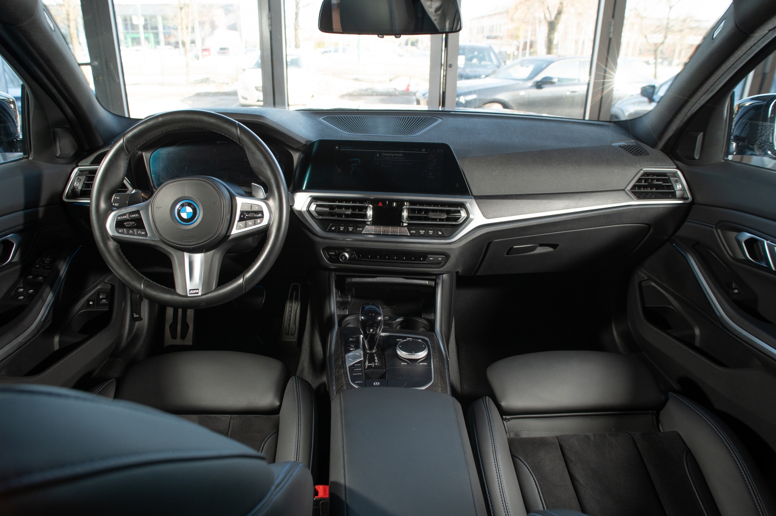 BMW 330 e
