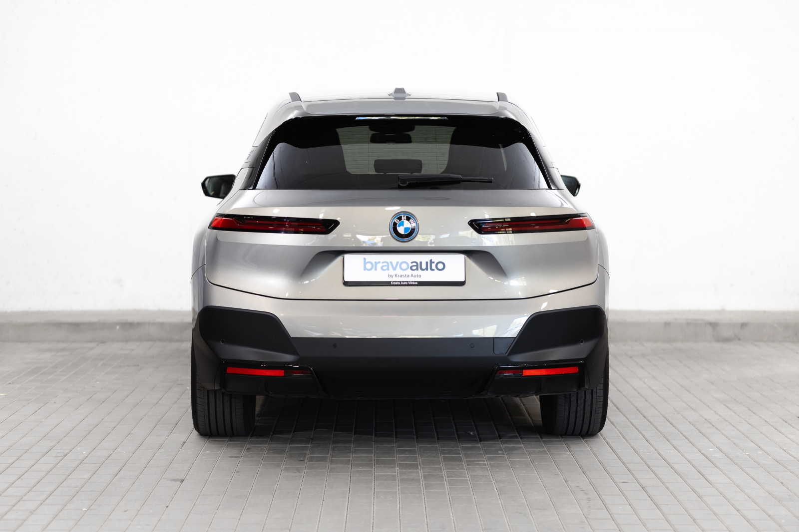 BMW iX xDrive50e
