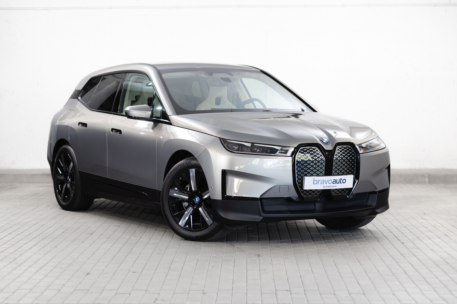 BMW iX xDrive50e