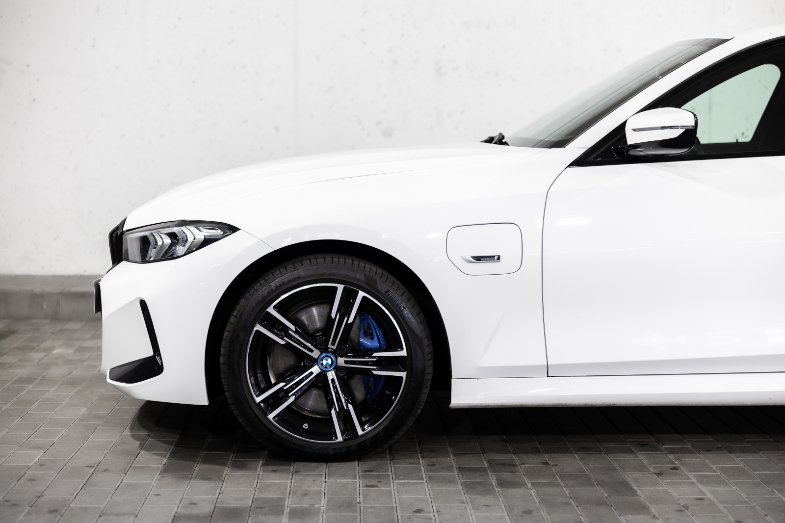 BMW 330 e xDrive