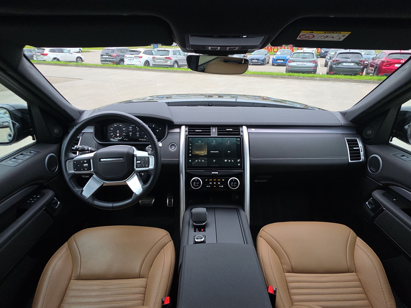 Land Rover Discovery D250 Dynamic HSE