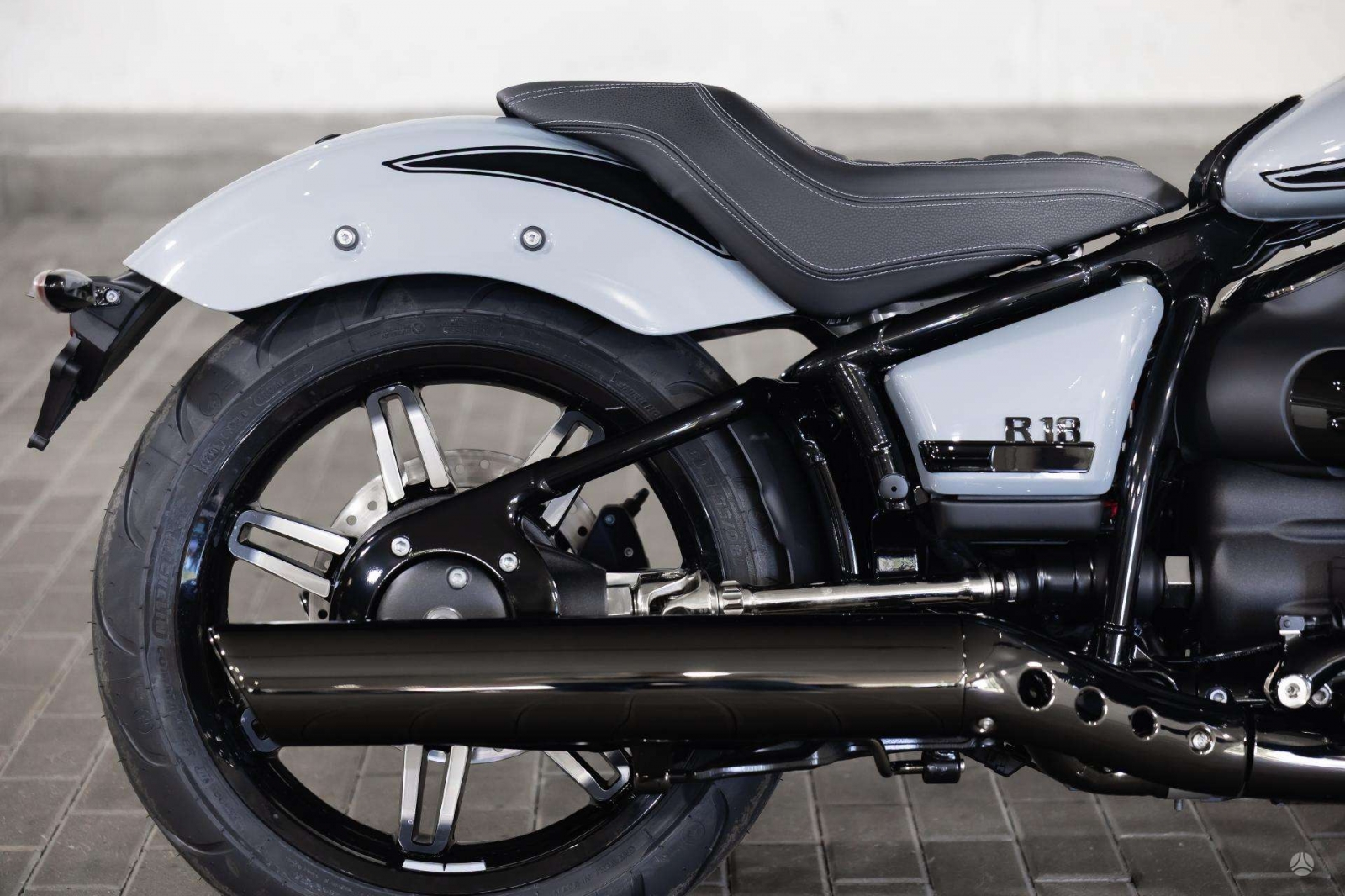BMW (moto) R 18
