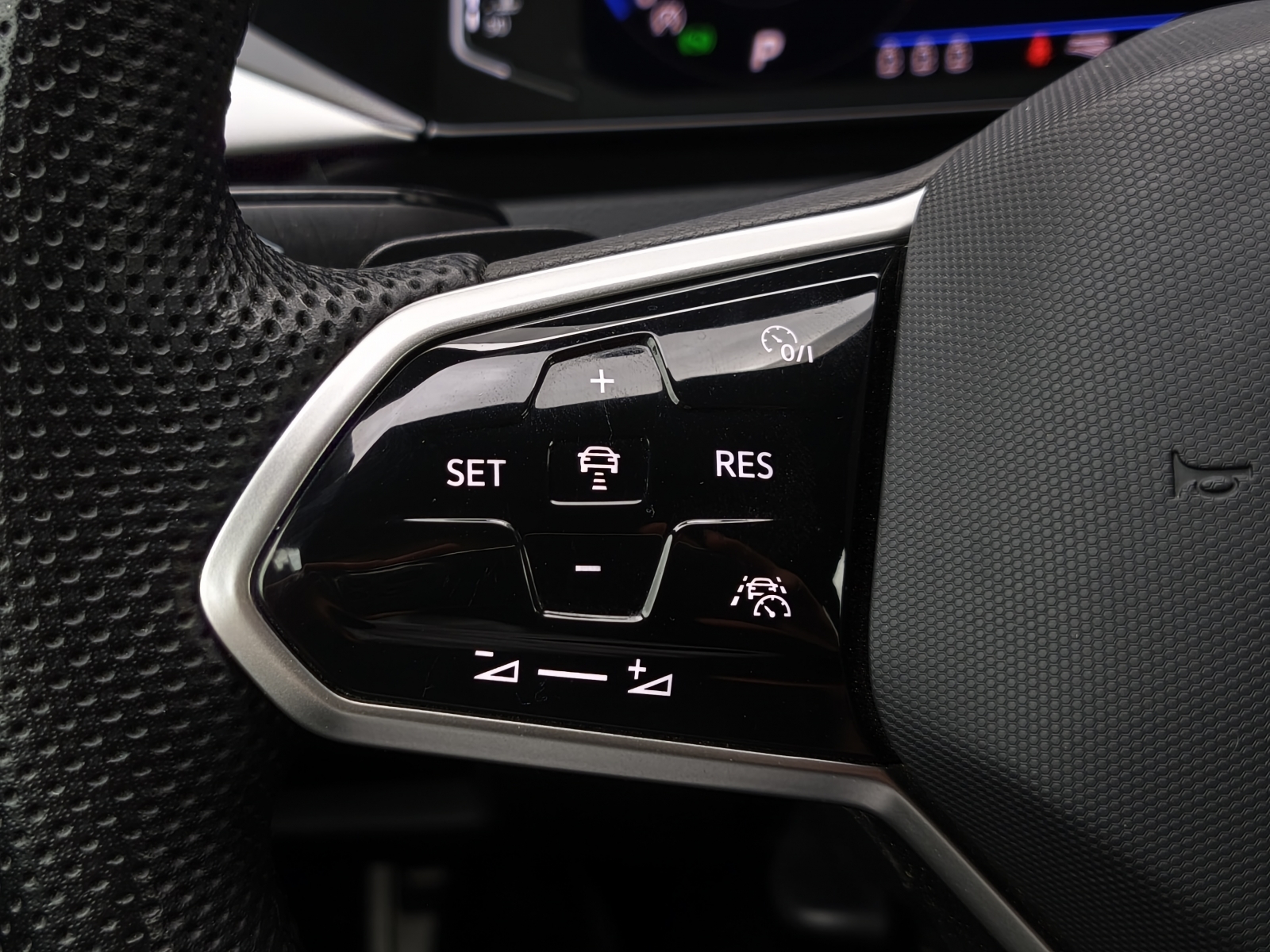 Volkswagen Arteon R-Line