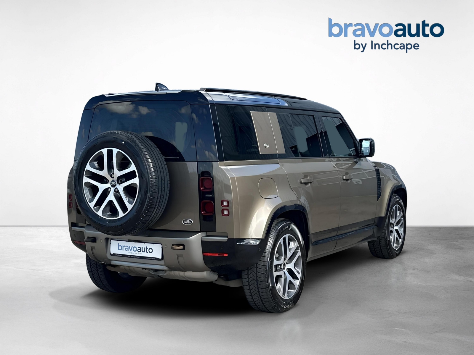 Land Rover Defender 110 D300 MHEV X-Dynamic SE