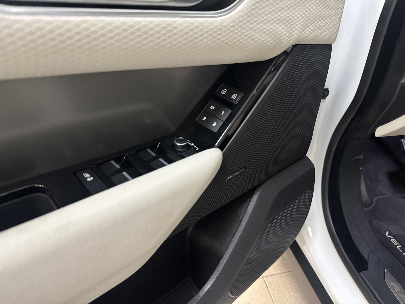 Land Rover Range Rover Velar P400e PHEV AWD S