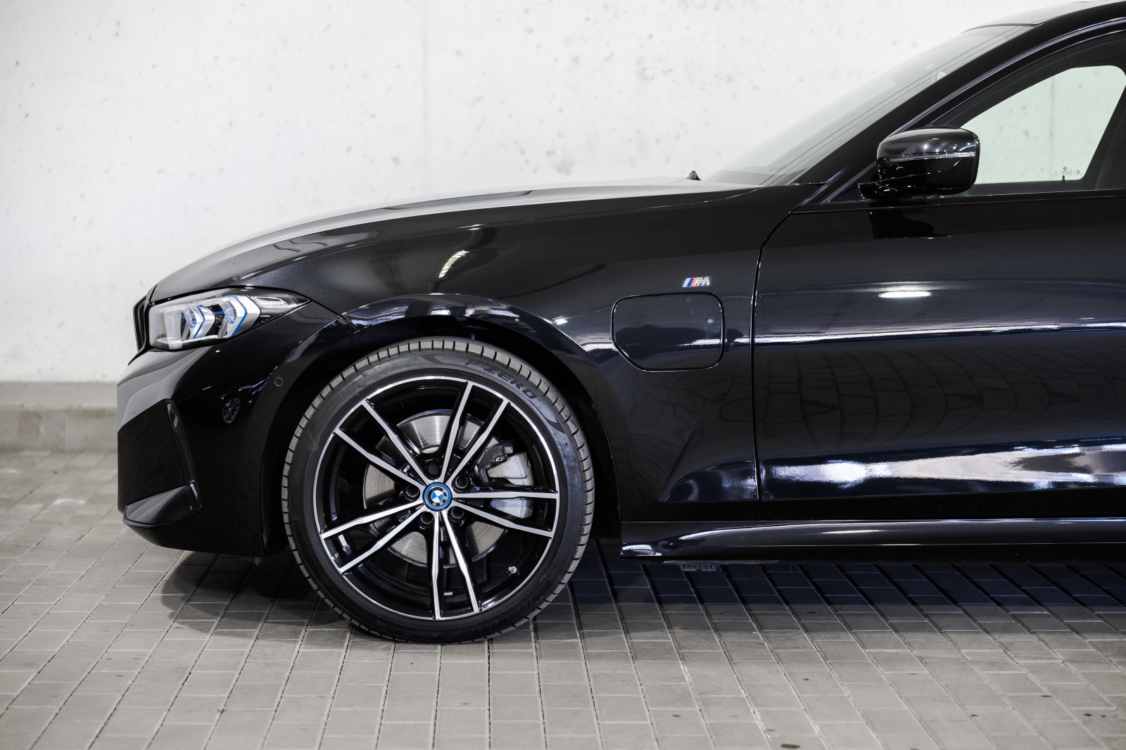 BMW 330 e xDrive
